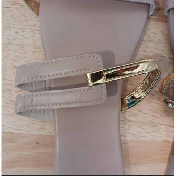 Beach Sandals In Beige - Picture 4 of 6